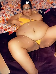 My pretty little foot. - 9 images