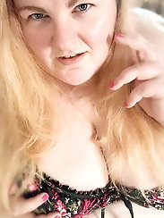 Shameless mistress looks exposed