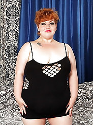 Wild plumper Veruca Darling enjoys fuck-a-thon rubdown