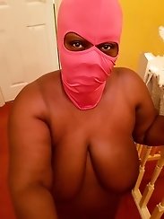 Amateur BBW Latina exposes her underwear - 5 images