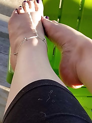 Randy fat mademoiselle is spreading her lips on pictures