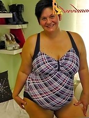 Beautiful plus sized woman in this adult photo collection.