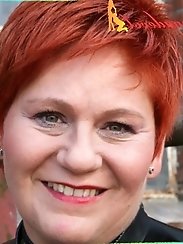 A curvaceous MILF enjoys sex so much that she wants to be in porn.