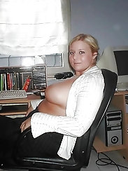 Chubby milf gets ready for porn