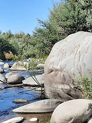 Mom thick booty in river