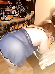 Uber-sexy plus-size wifey Starwarp in Blue underwear