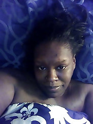 hellcats are fingering their slit