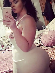 Posh chubby housewife takes off hot underwear