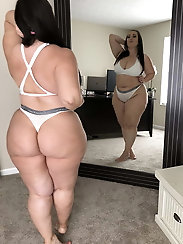 Racy chubby GF is fingering herself